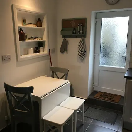 The Little Crooked House Holiday home *